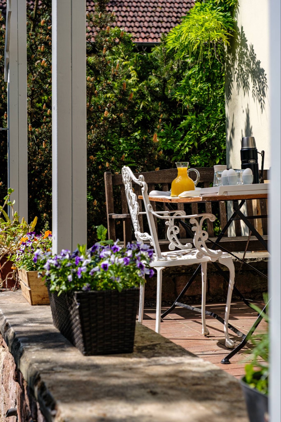 Terrasse mit Gartenblick